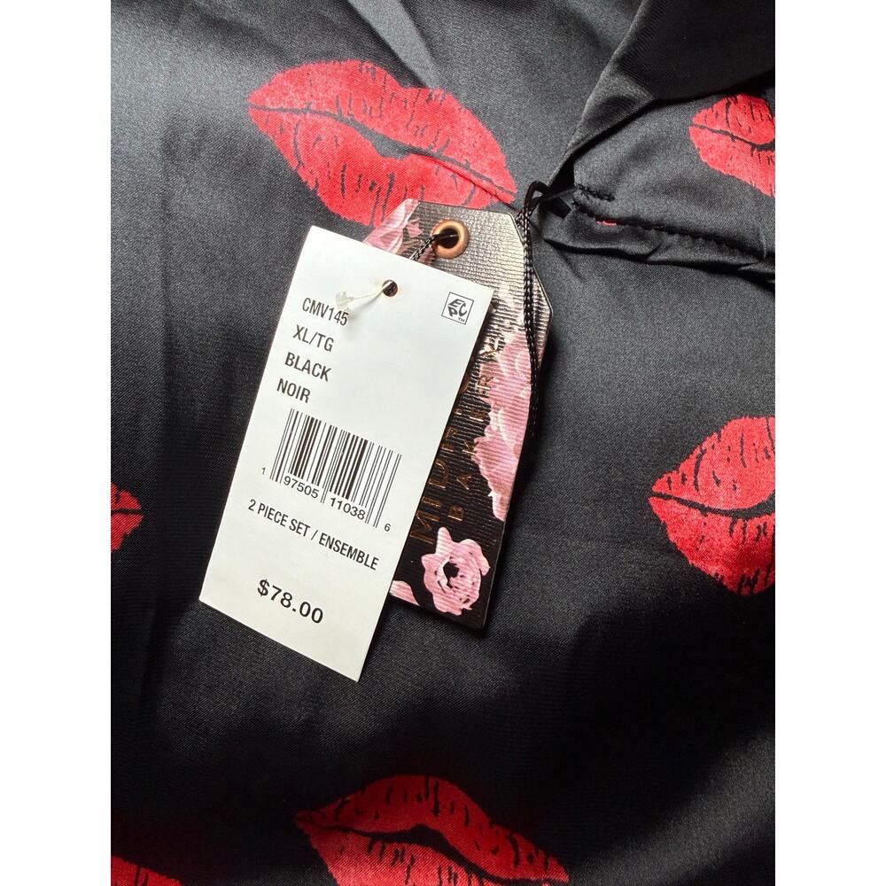 Midnight Bakery Kiss Print Satin Long Pajama Set, Black Red, Women's XL, NWT - Picture 8 of 11